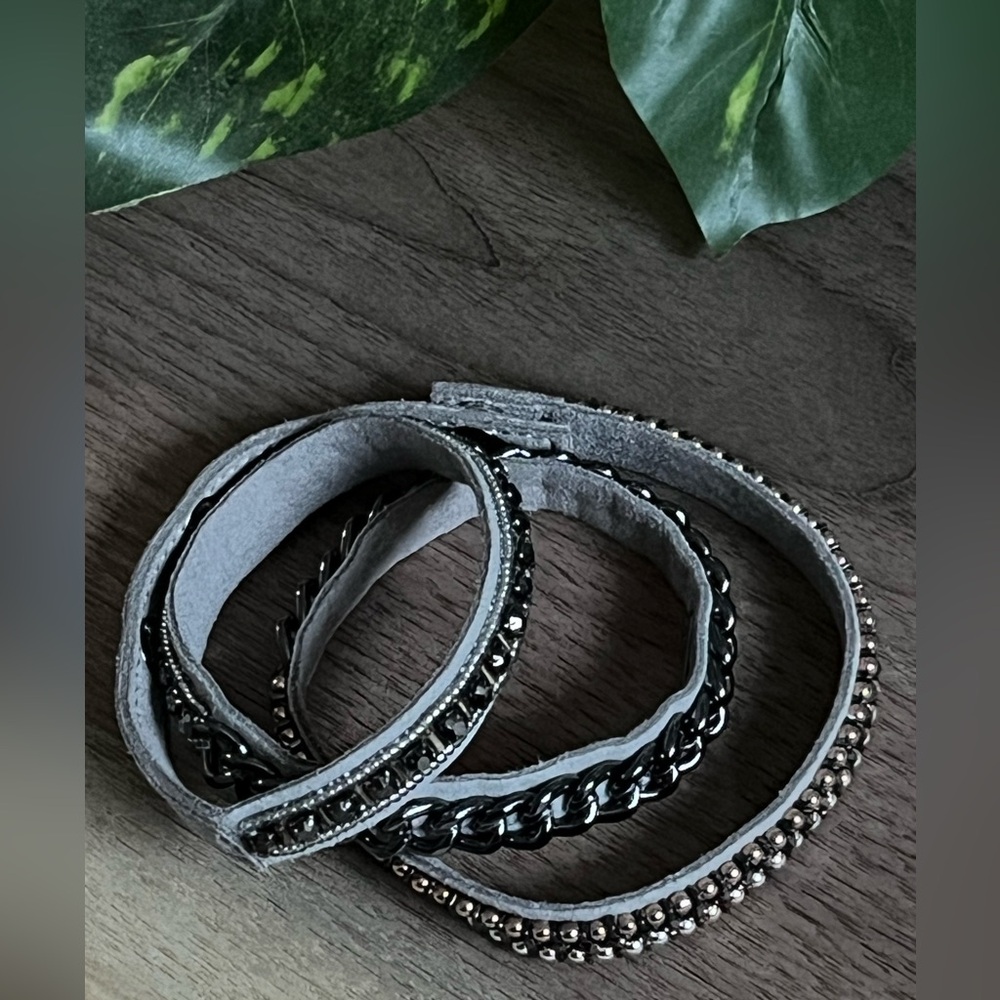 Stella & Dot Elegant Black and Gray Women's Wrap Bracelet / Chocker Necklace